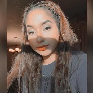 Meet your Posher, Diana a.